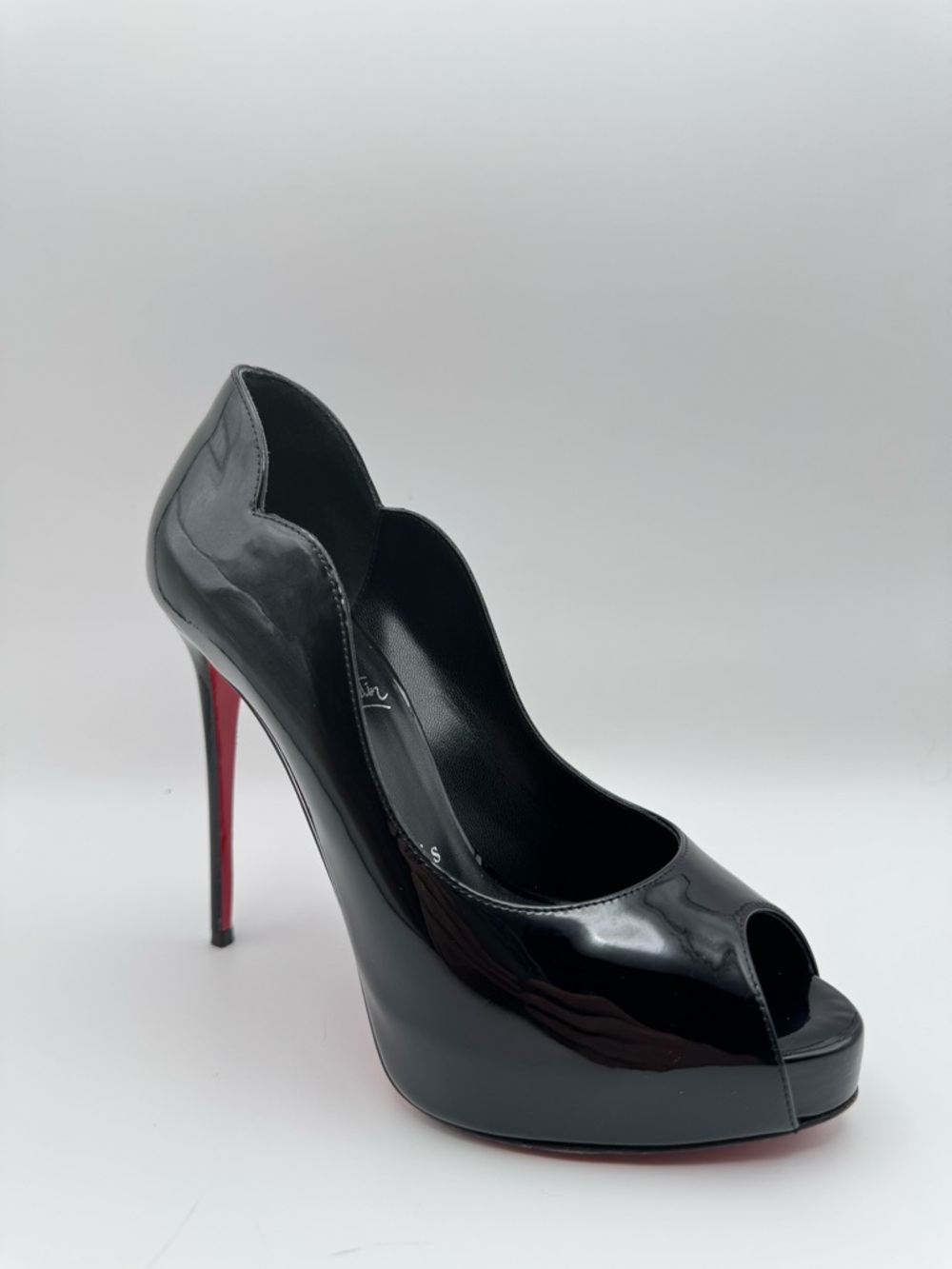 Christian Louboutin Hot Chick Alta 120 Black Patent Peep Toe Platform EU 36